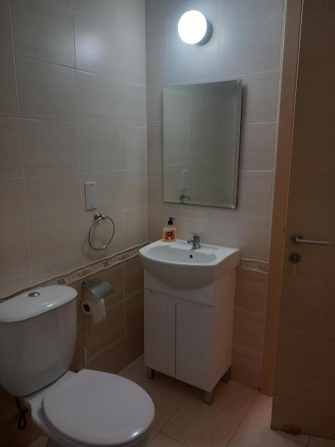 Barlee'S Apartment Paralimni Dış mekan fotoğraf