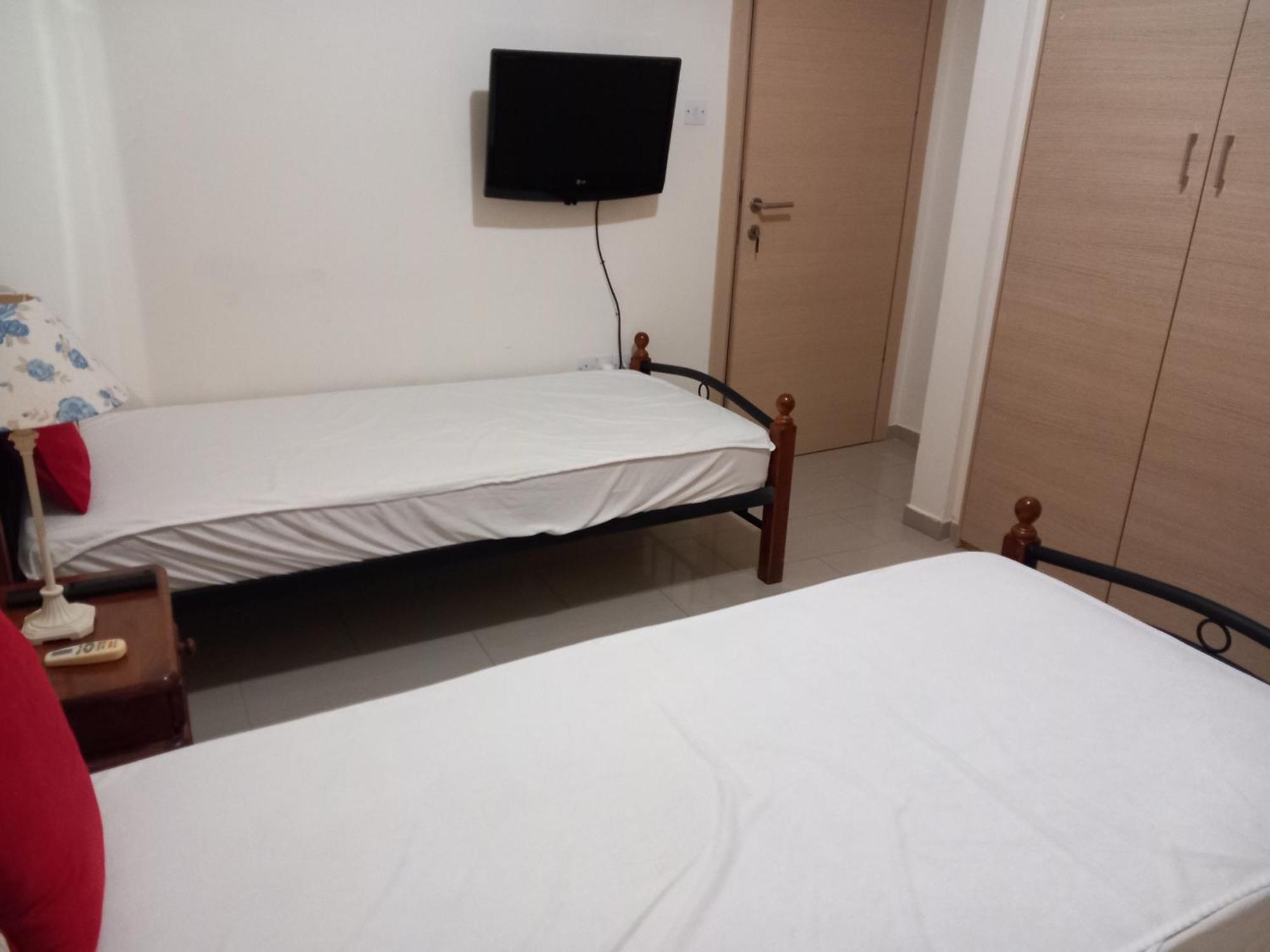 Barlee'S Apartment Paralimni Dış mekan fotoğraf